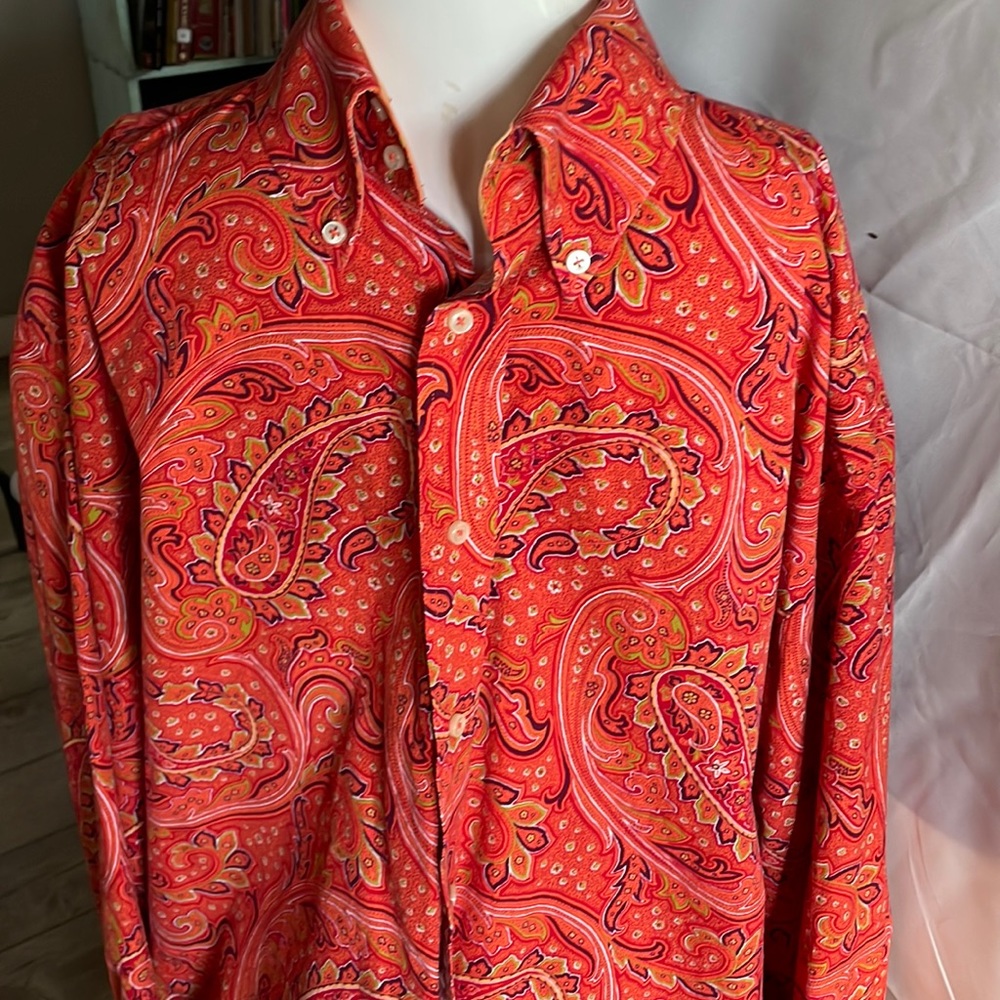 Tommy Hilfiger extra large men shirt. 80s look